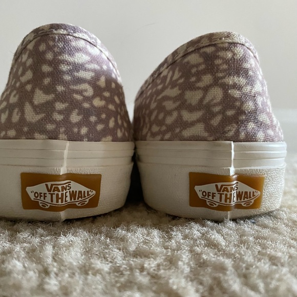 Women’s Vans Eco-Theory Pink/White Animal Print Slip-on Shoe, Size 7 - Picture 4 of 5